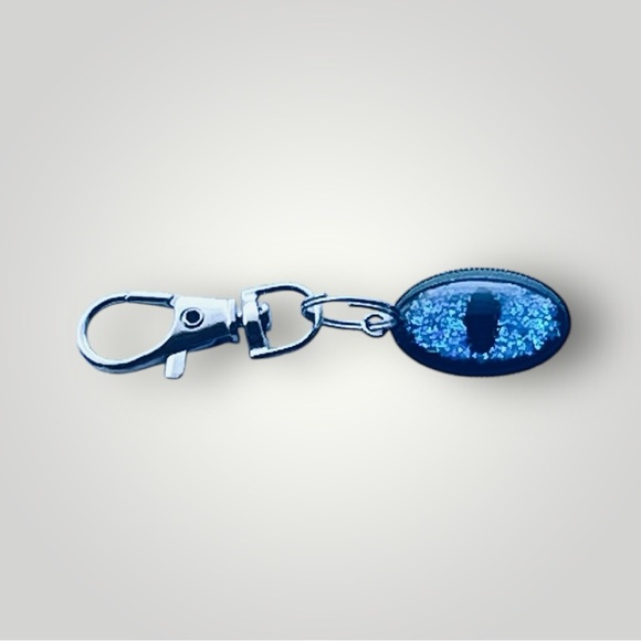 𝑯𝒂𝒏𝒅𝒎𝒂𝒅𝒆 Blue Dragon Eye Keychain w/Gift Bag - Picture 9 of 9